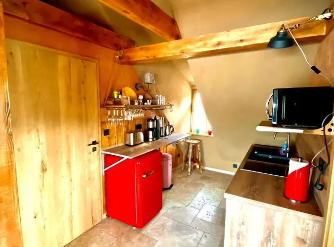 Gemuetliche Oekologische Dg Innenstadt Lägenhet *